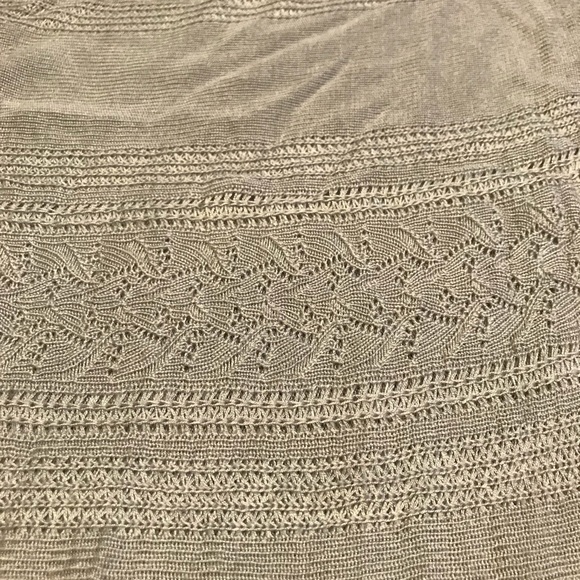 Light gray short-sleeved sweater tunic - Picture 2 of 3